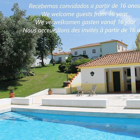 Bed and Breakfast Quinta Do Outeiro Вила-Нова-ди-Пояриш Экстерьер фото