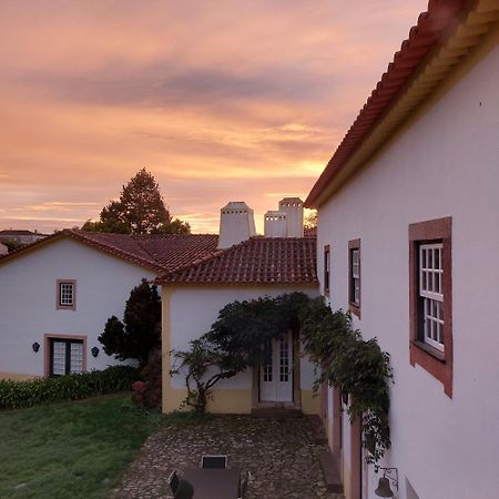 Bed and Breakfast Quinta Do Outeiro Вила-Нова-ди-Пояриш Экстерьер фото