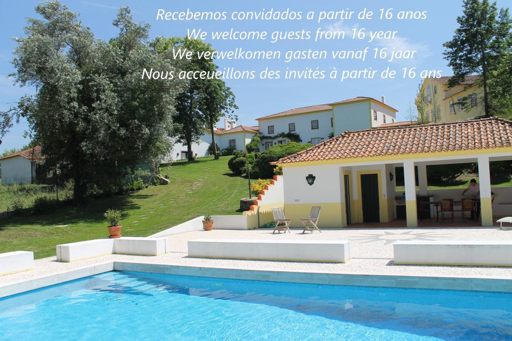 Bed and Breakfast Quinta Do Outeiro Вила-Нова-ди-Пояриш Экстерьер фото